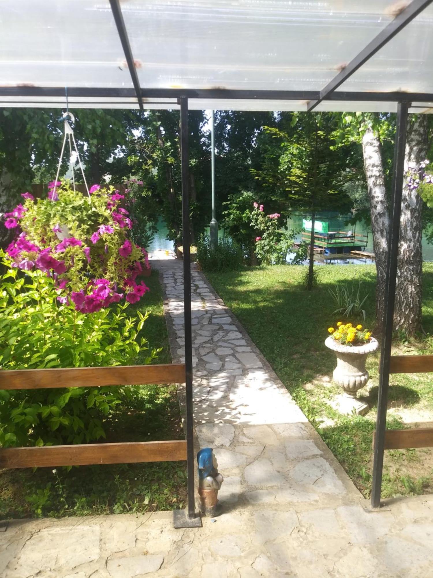 Ribarska Vila Donje Lohovo エクステリア 写真